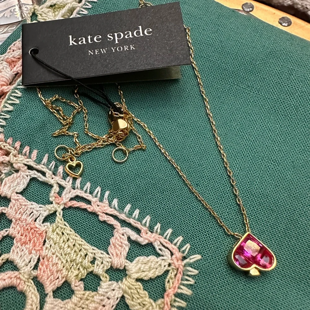 Kate Spade So‎ Spade Mini Pink Spade Necklace NEW